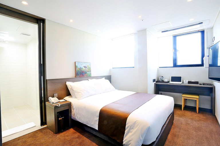 Bedroom 2, Grandmillions Hotel, Seogwipo