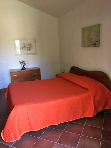 Bedroom 3, Casa Vacanze Rena, Nuoro