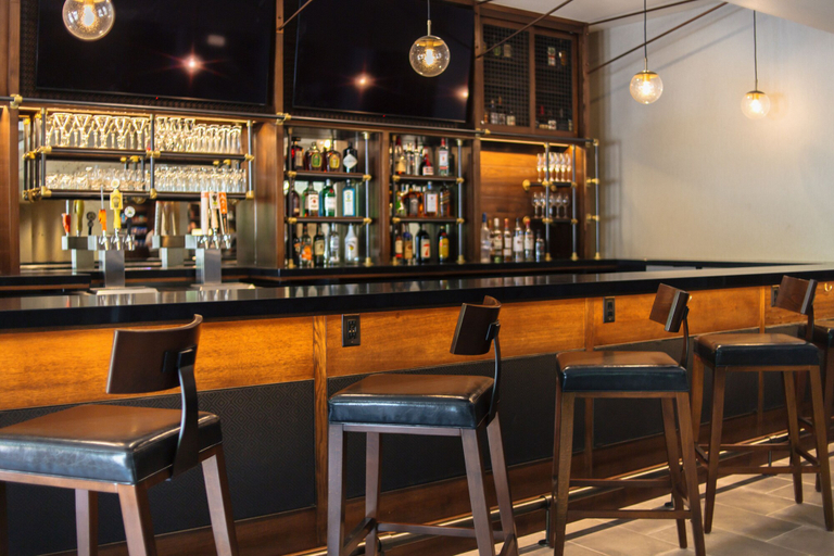Food & Drinks 5, Four Points by Sheraton Deadwood, Lawrence