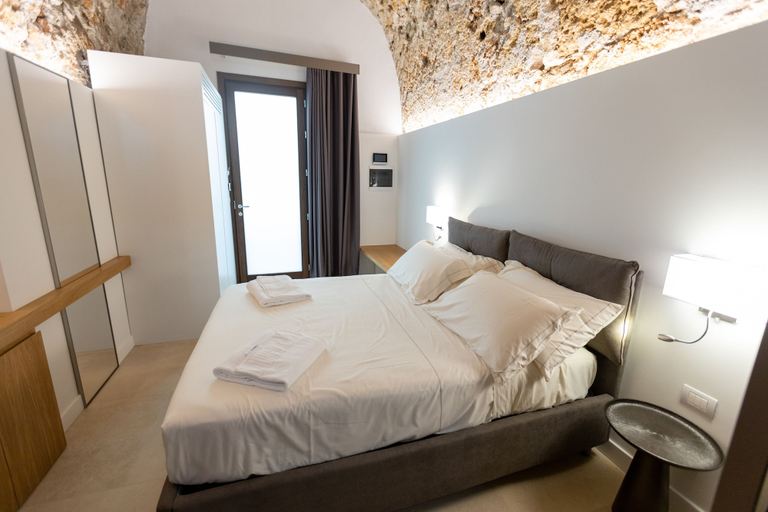 Bedroom 4, Bastione Spasimo Boutique Hotel, Palermo