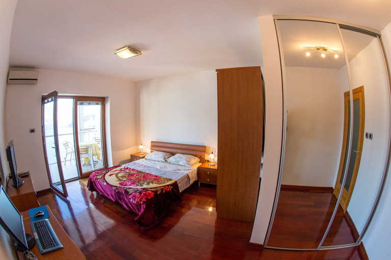 Bedroom 2, Lux Panoramic Apartment