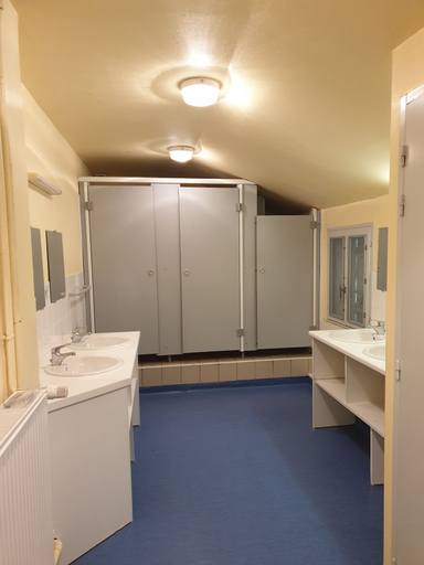 Others 5, Association Peyranère - Hostel, Pyrénées-Atlantiques