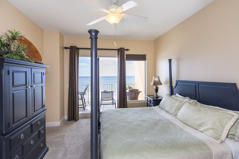 Bedroom 2, Treasure Island 0311, Bay