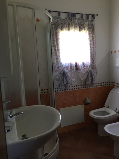 Bathroom 5, Casa Vacanze Rena, Nuoro
