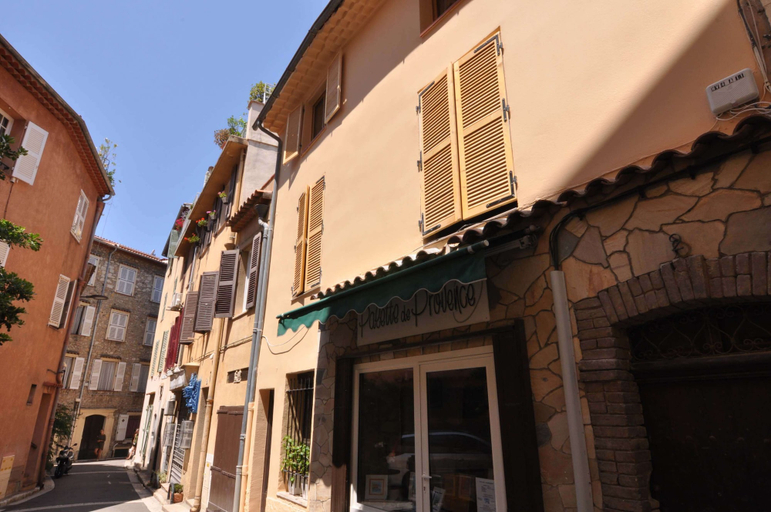 Exterior & Views 2, Picasso Apartments, Alpes-Maritimes