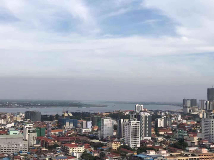 Others 5, Skyline, Phnom Penh