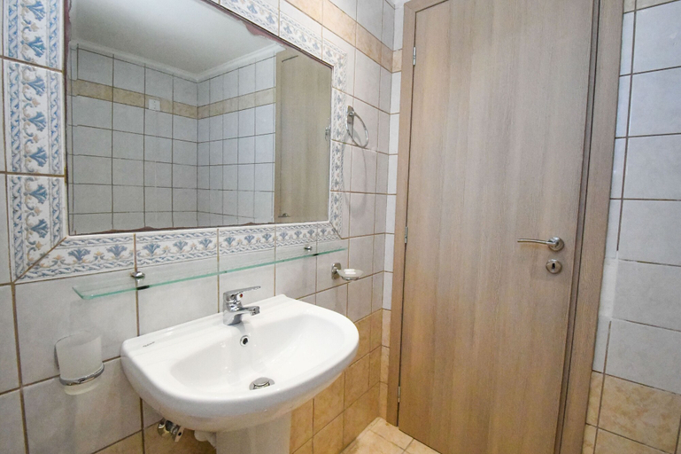 Bathroom 4, Nefeli Beach Hotel, Ionian Islands