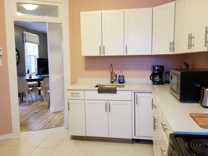 Others 4, JstLikeHome - Downtown Suites, Ottawa