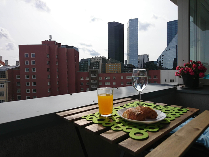 Food & Drinks, City Center Raua Apartment with Balcony, Tallinn