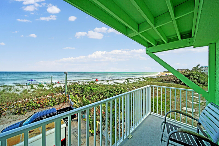 Others 5, Sunrise Sands, Saint Lucie