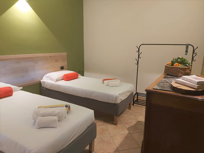 Bedroom 5, Bnbook - La Corte di Gallarate, Varese