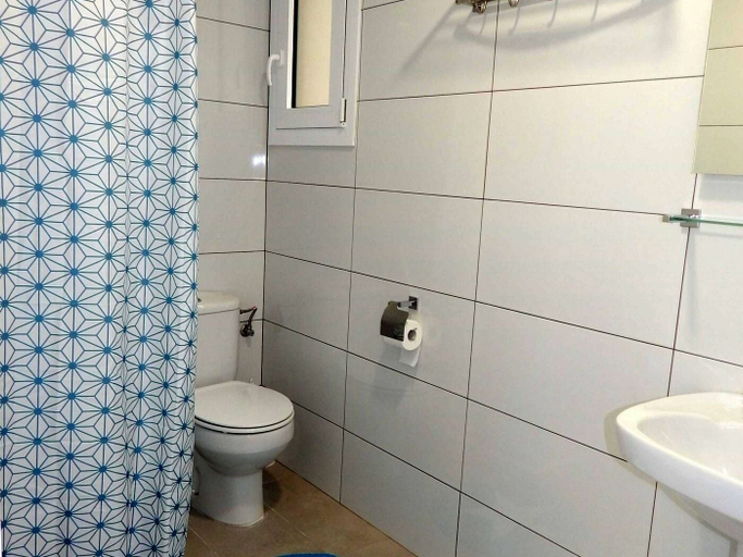 Bathroom 4, Apartamento Montserrat Platja d'Aro 1-8, Girona