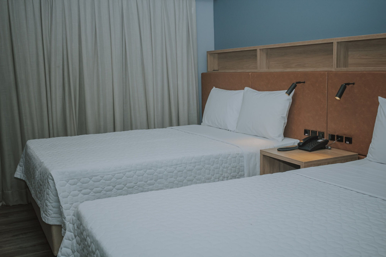 Bedroom 2, Grand Suites Family Resort, Itá