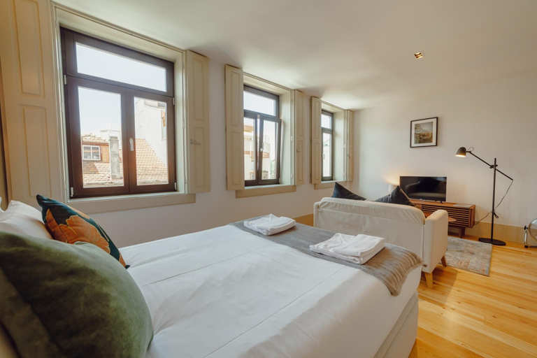 Bedroom 3, Legacy Oporto Design Apartment H by Vacationy, Porto