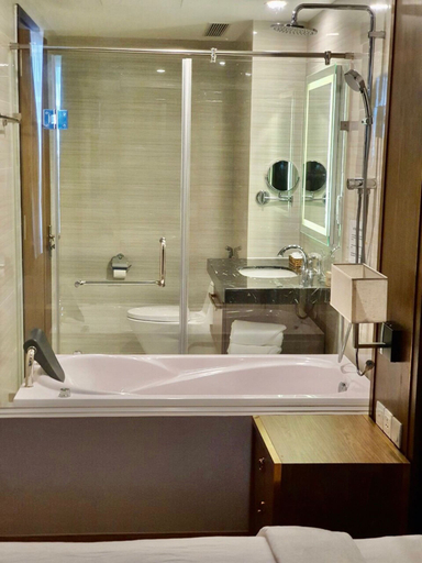 Bathroom 3, Handy Panorama Nha Trang Condotel, Nha Trang