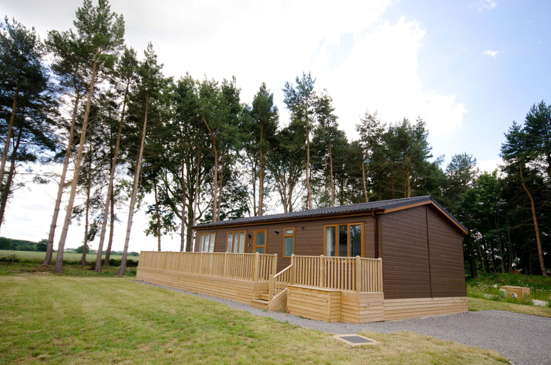 Exterior & Views 2, Hollicarrs - Woodland Lodge, York