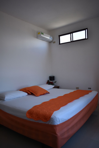 Bedroom 5, Hostal cielo azul, Santa Cruz