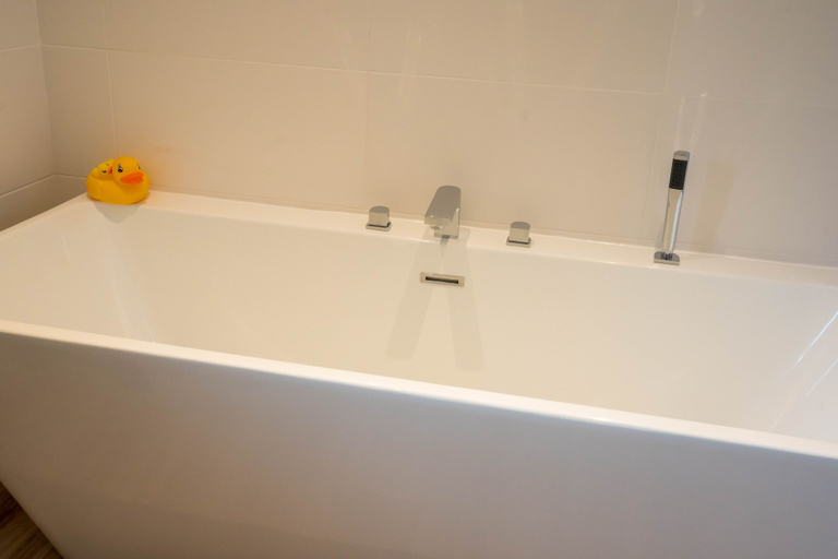 Bathroom 4, The Trossachs Collection, Stirling