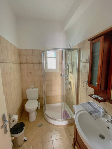 Bathroom, Antonis House, South Aegean