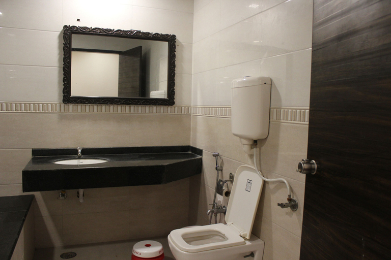 Bathroom 3, Lotus Resort, Aurangabad