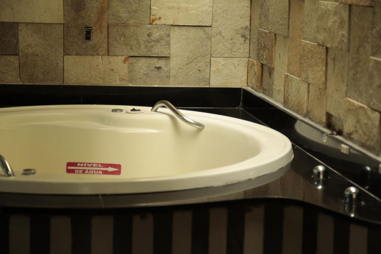 Bathroom 3, Shop Motel, Campina Grande
