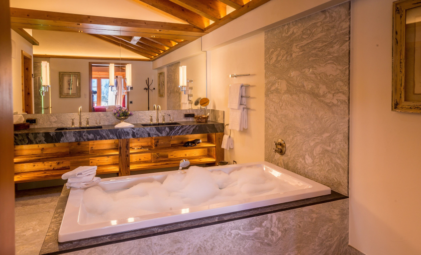 Bathroom 4, Riffelalp Resort 2222m, Visp