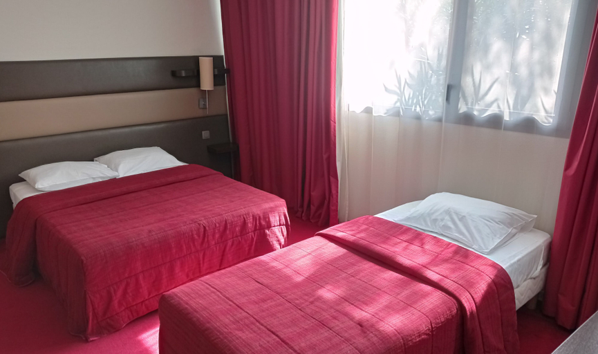 Bedroom 4, Résidence Hôtelière des Ondes, Haute-Garonne