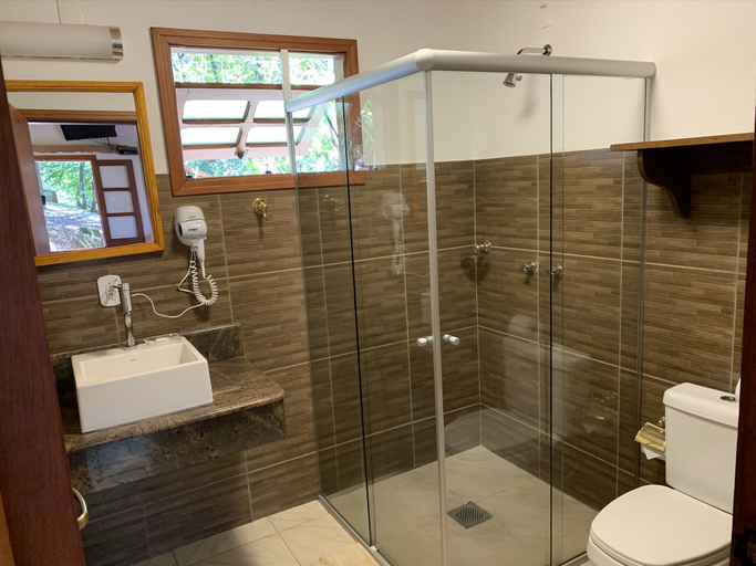 Bathroom 4, Hospedagem Spa da Alma, Camanducaia
