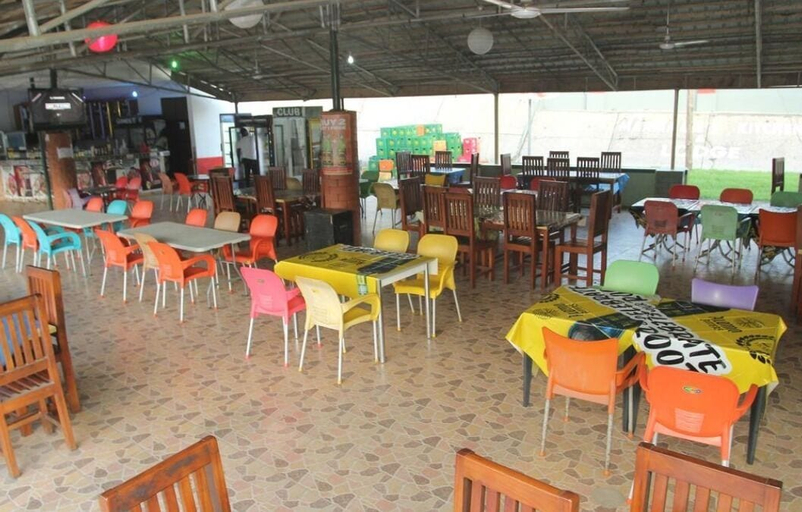 Food & Drinks 4, Mama Lee's Lodge - Yamoransa, Adansi North