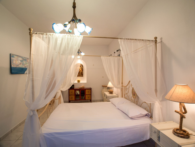 Bedroom 3, Villa Narciso, South Aegean