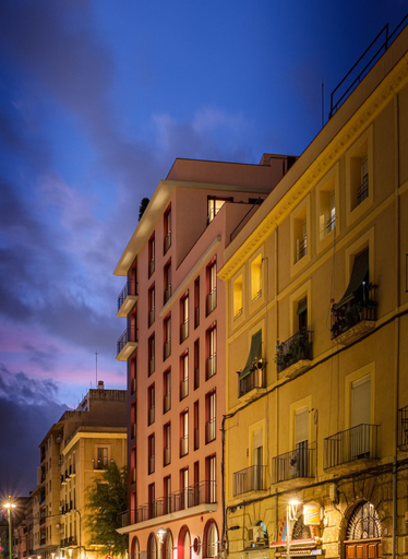 Exterior & Views 2, Apartaments Reial 1, Tarragona