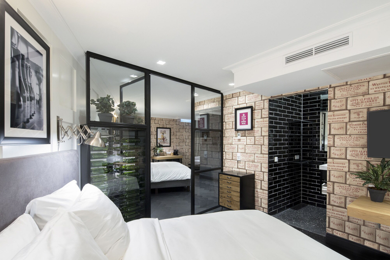 Bedroom 3, The Highland House, Amsterdam