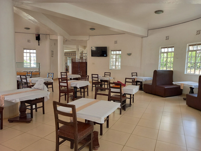 Food & Drinks 5, Athi Holiday Resort, Mavoko