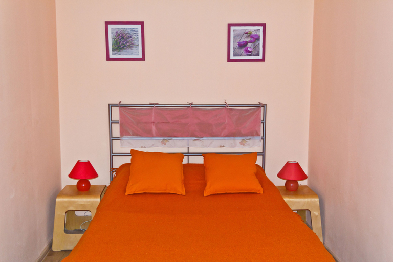 Bedroom 2, Apartment ALLiS-HALL on Karla Libknekhta 16, Ekaterinburg gorsovet