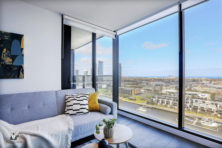Others 4, KOZYGURU Docklands Cozy Water View 1BED, Melbourne