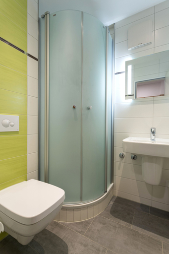 Bathroom 5, Sportpark Rabenberg, Erzgebirgskreis