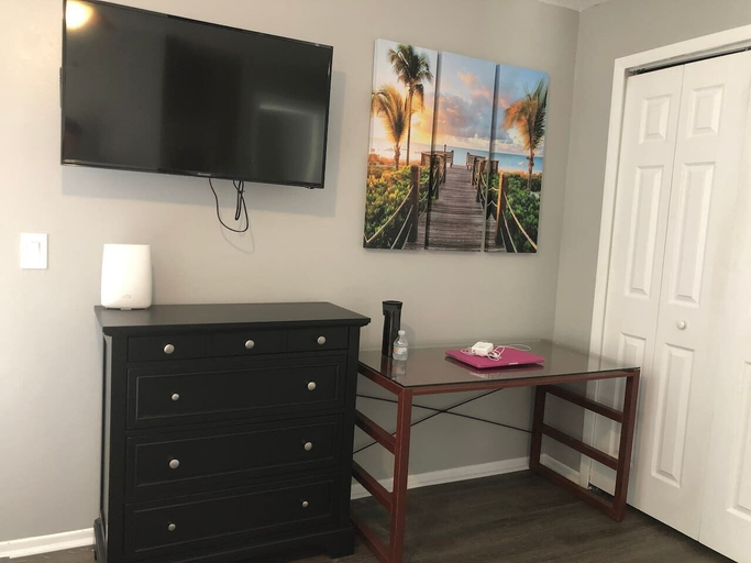Others 5, 6181 Sandcrest · Walk to Universal-harry Potter Room-new, Orange