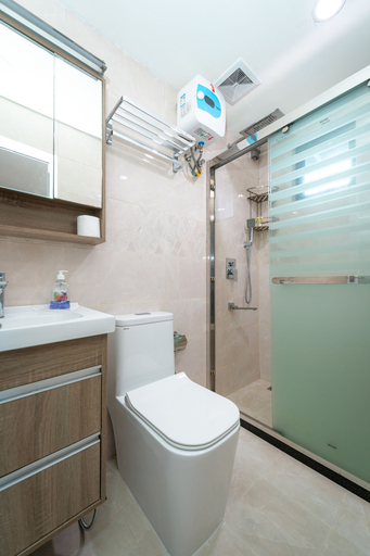 Bathroom 4, White Beach Holiday, Malé