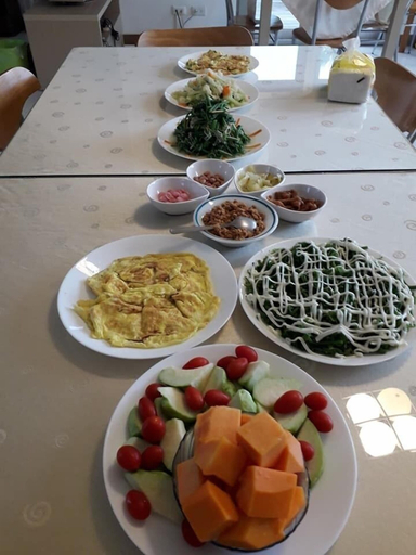 Food & Drinks 5, Maple Farm, Hualien