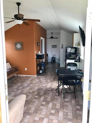 Others 5, JJB Cabins, Matagorda