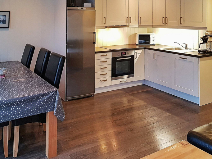 Others 5, 10 Person Holiday Home in Urangsvåg, Bømlo