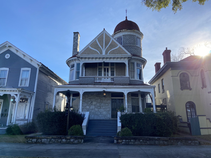 Exterior & Views 2, The Queen Anne Inn, Richmond