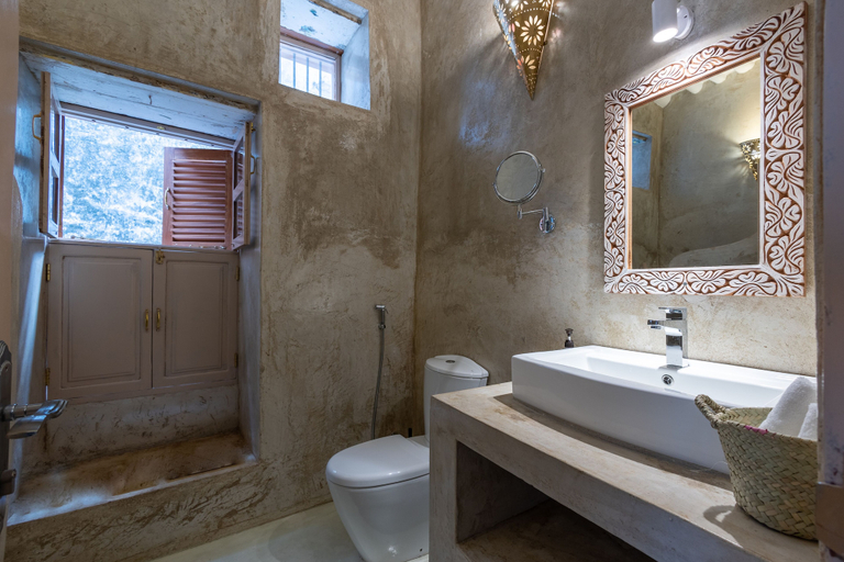 Bathroom 3, Sharazad Wonders Boutique, Mjini