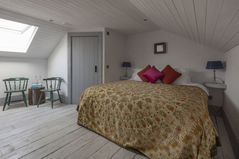 Bedroom 2, Hotwell House