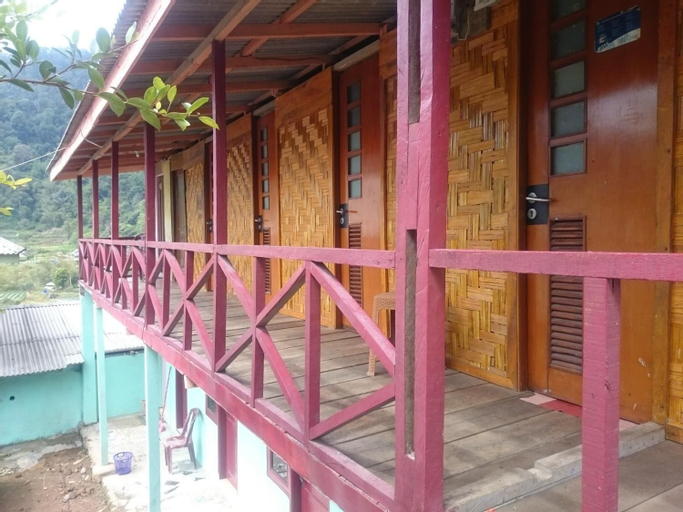 Exterior & Views 4, Penginapan Biringta, Karo