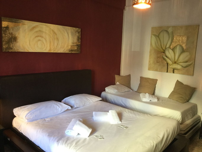 Bedroom 3, Iron Bridge Accomodation, Rome