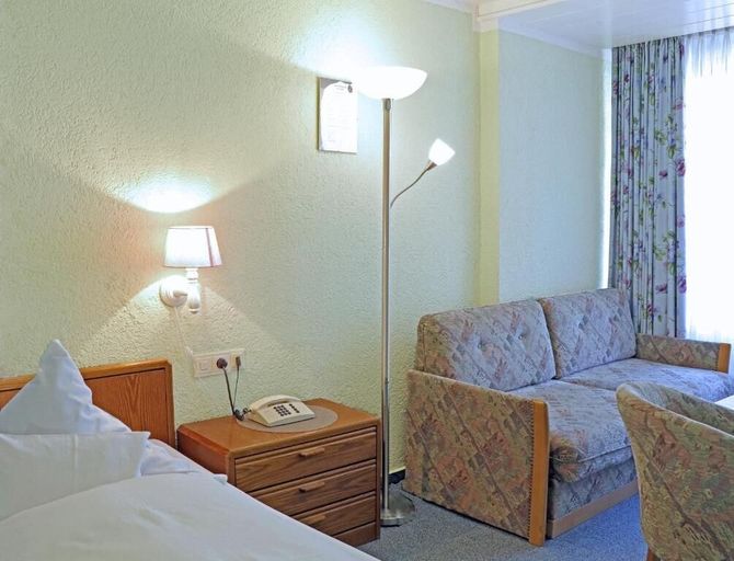 Bedroom 2, Gasthof Zur Linde, Aschaffenburg