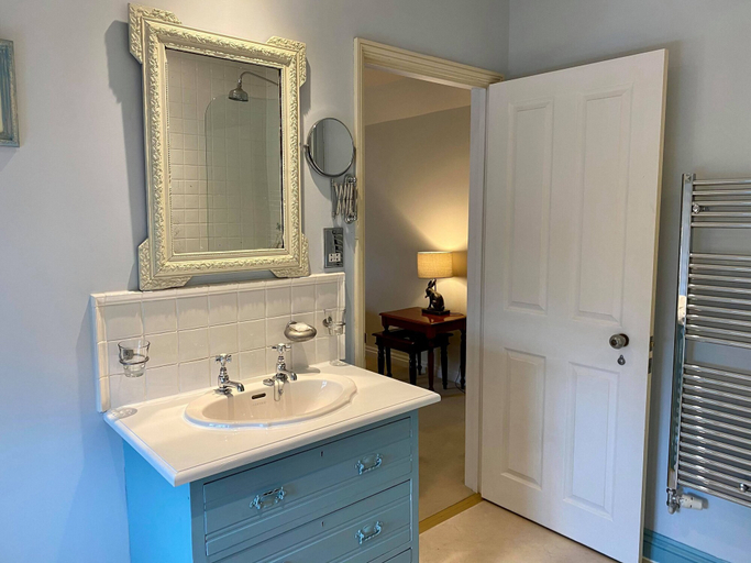 Bathroom 3, The Dartmoor Inn, Devon