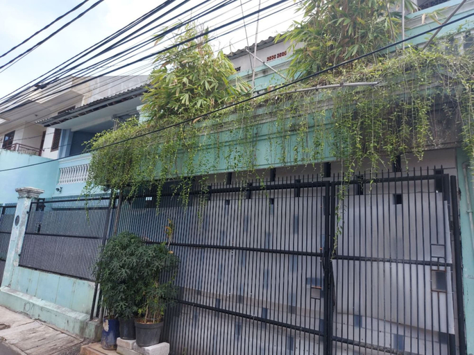 Exterior & Views 3, Eiffel Residence Petojo - Female Only, Central Jakarta