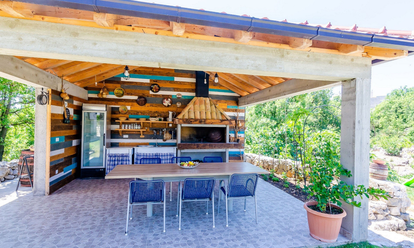 Food & Drinks 5, Villa Majkovica, Pojezerje